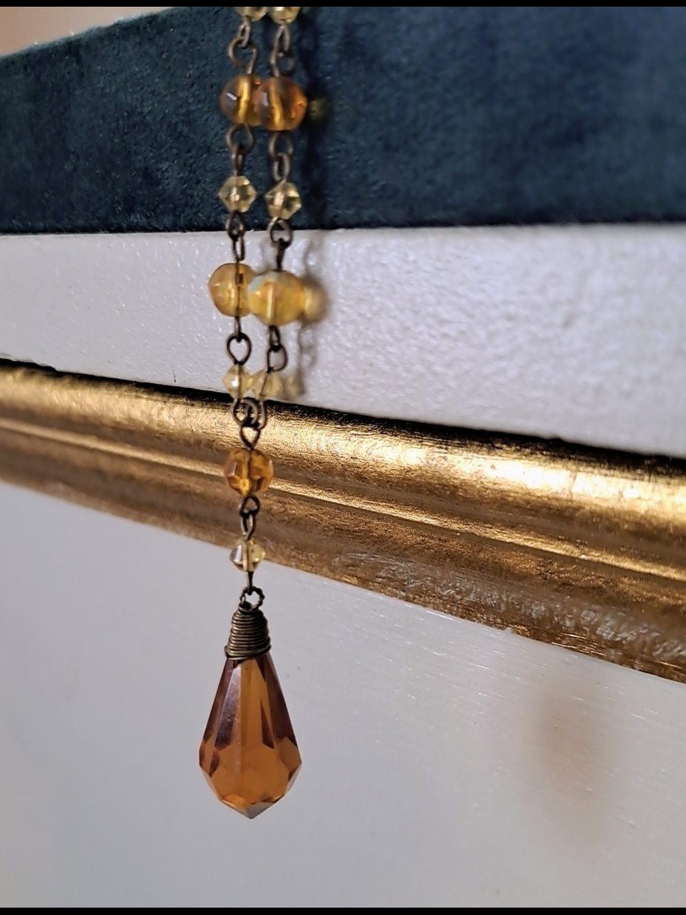 Amber Teardrop Vintage Pendant Necklace - Women Jewelry